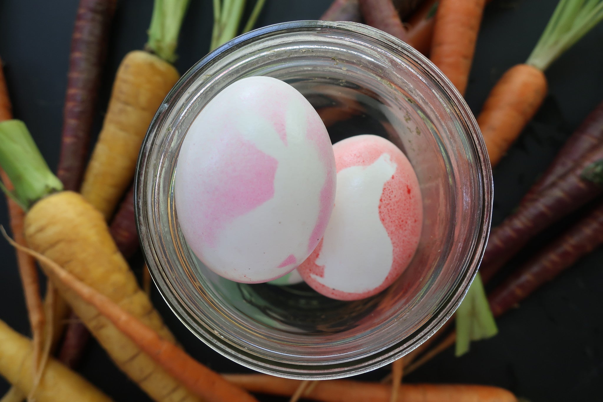 How to Stencil Easter Eggs