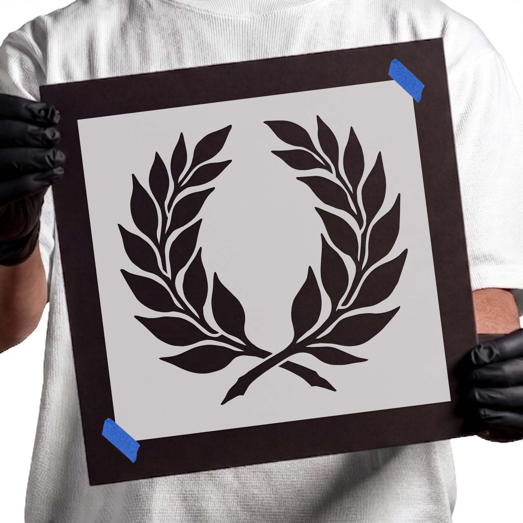 Classic open laurel wreath stencil with symmetrical leafy branches
