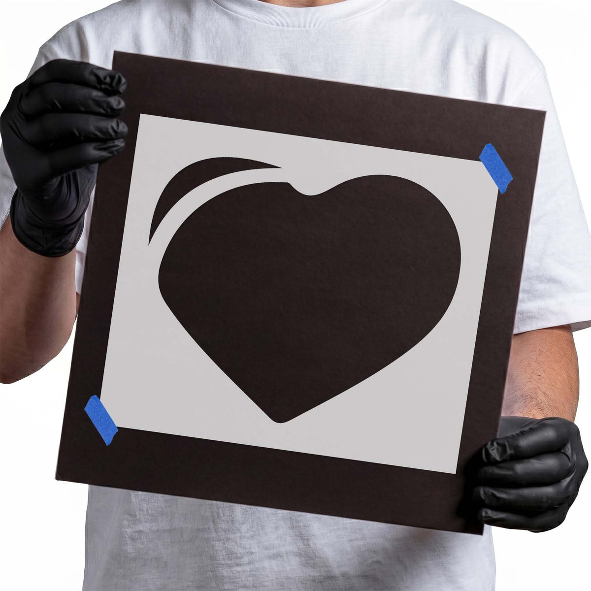 Heart casino symbol stencil with a bold heart shape and curved accent