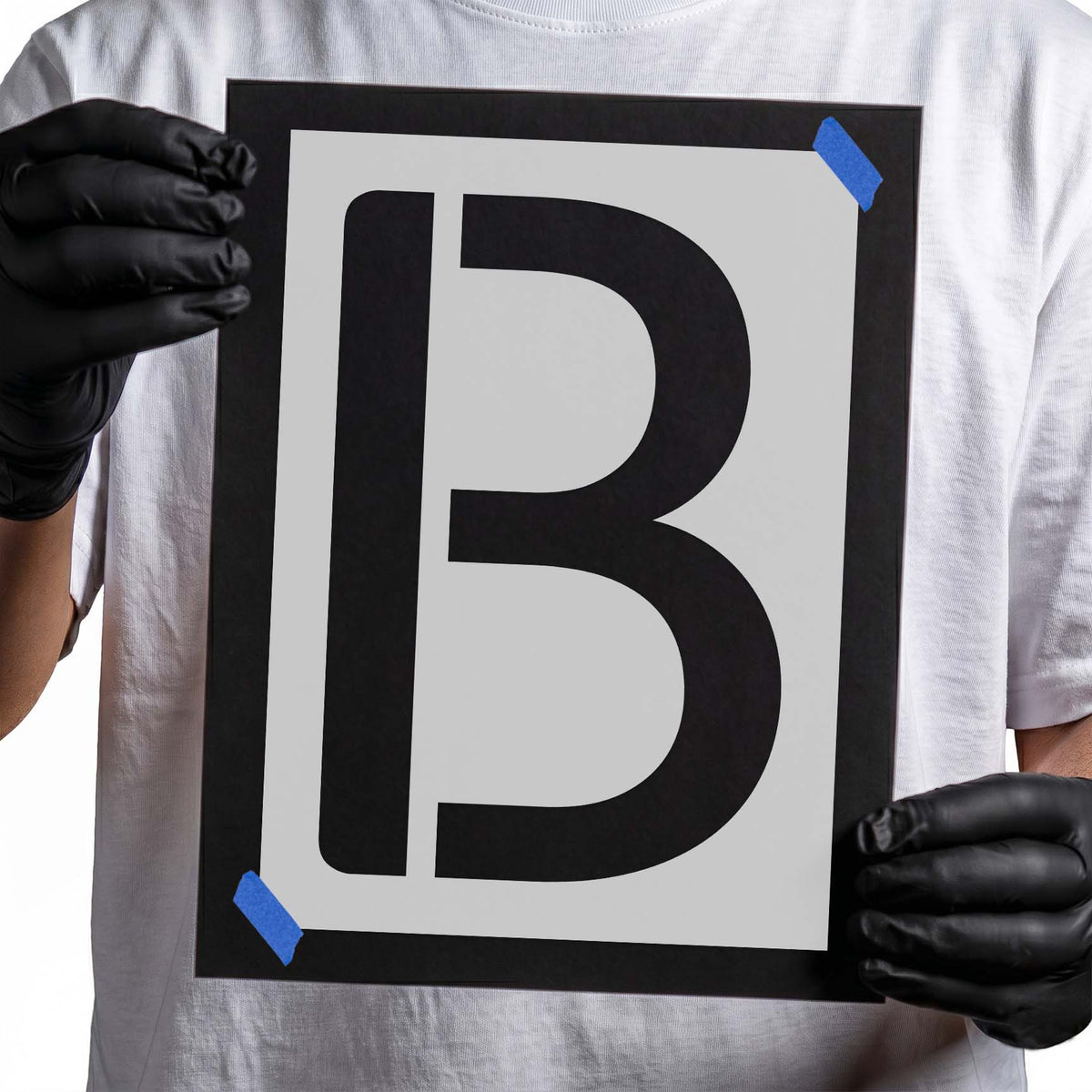 Uppercase letter B stencil with thick rounded curves and separated vertical stroke