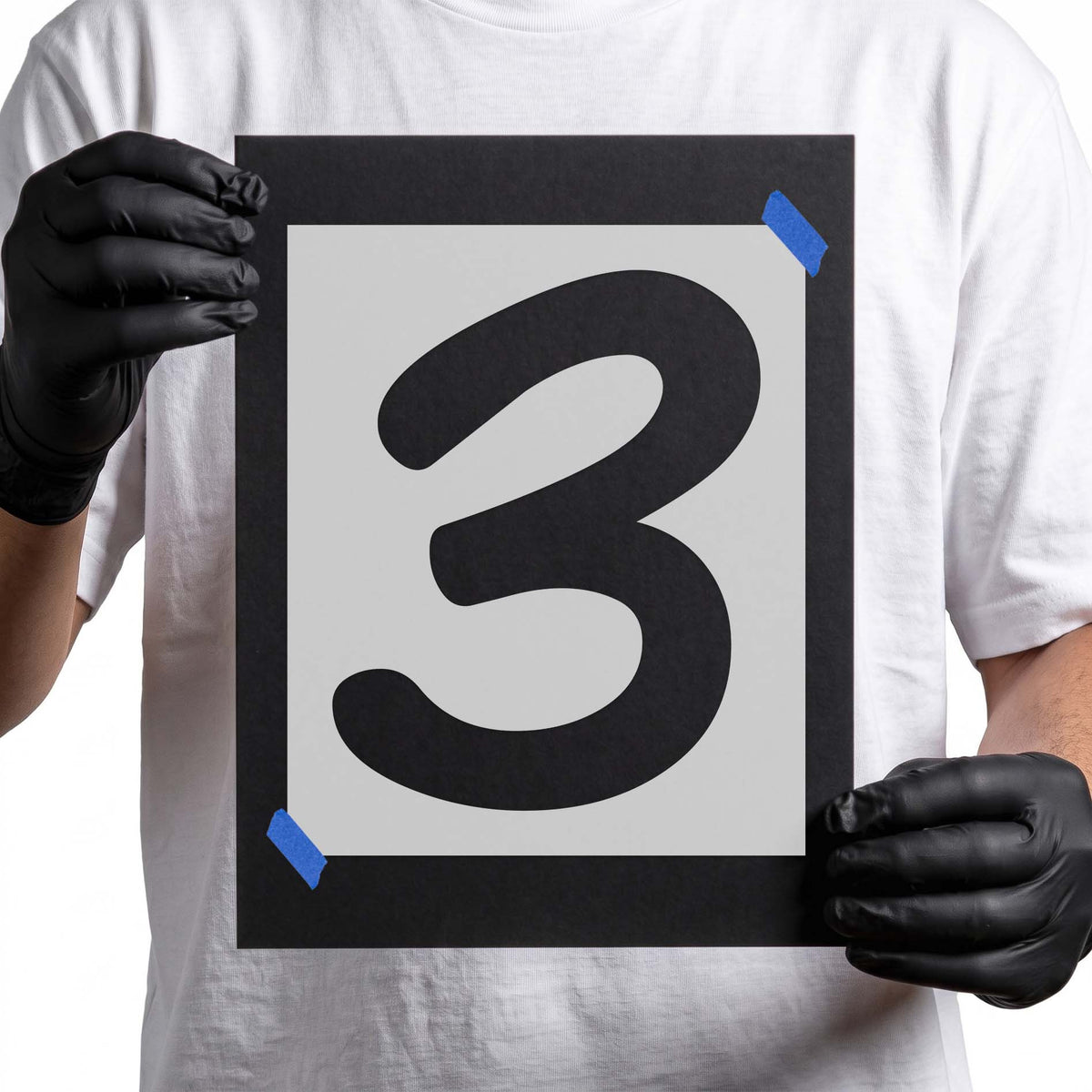 Number 3 stencil featuring a large bold numeral with smooth curves and rounded strokes
