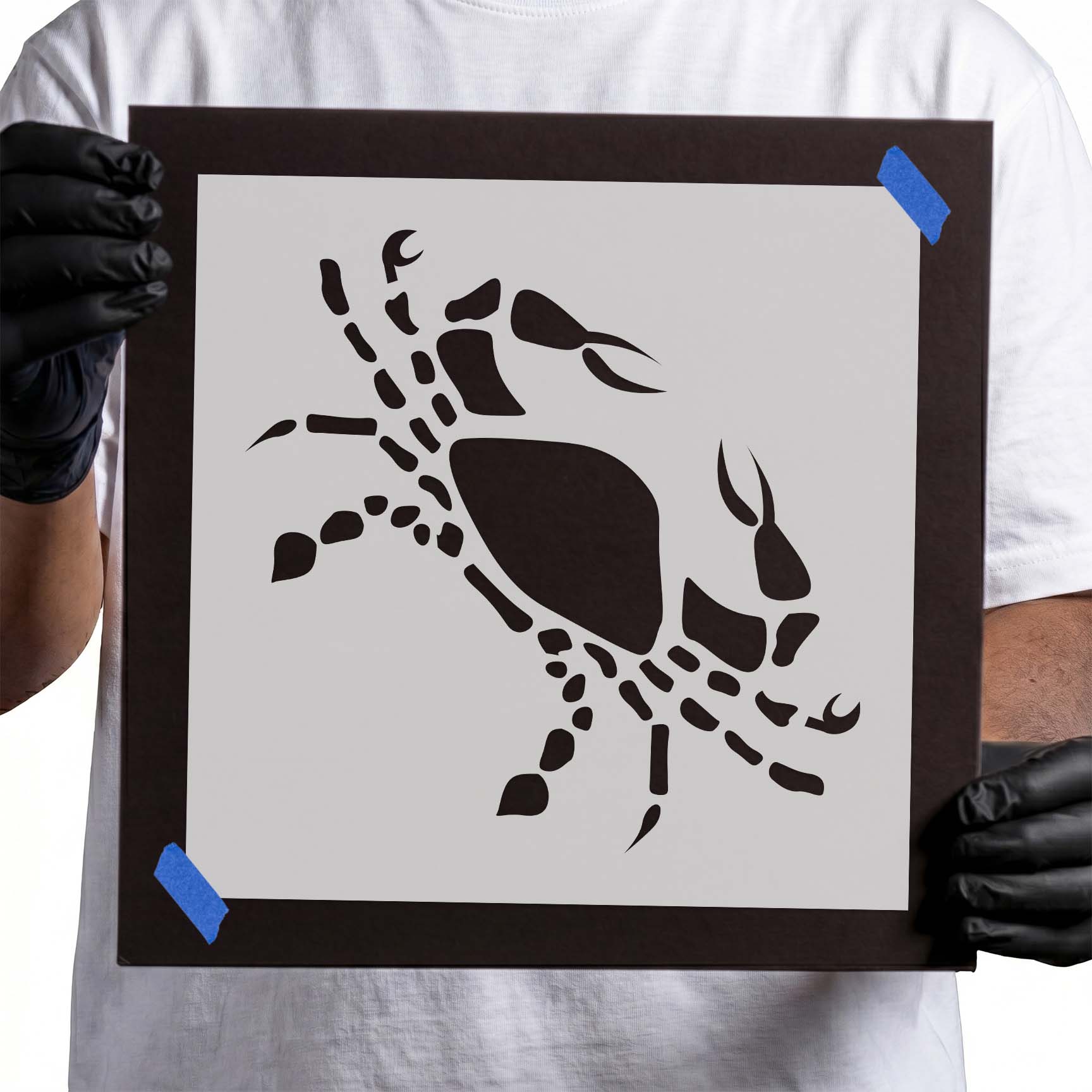 Cancer zodiac crab stencil with detailed claws and segmented legs