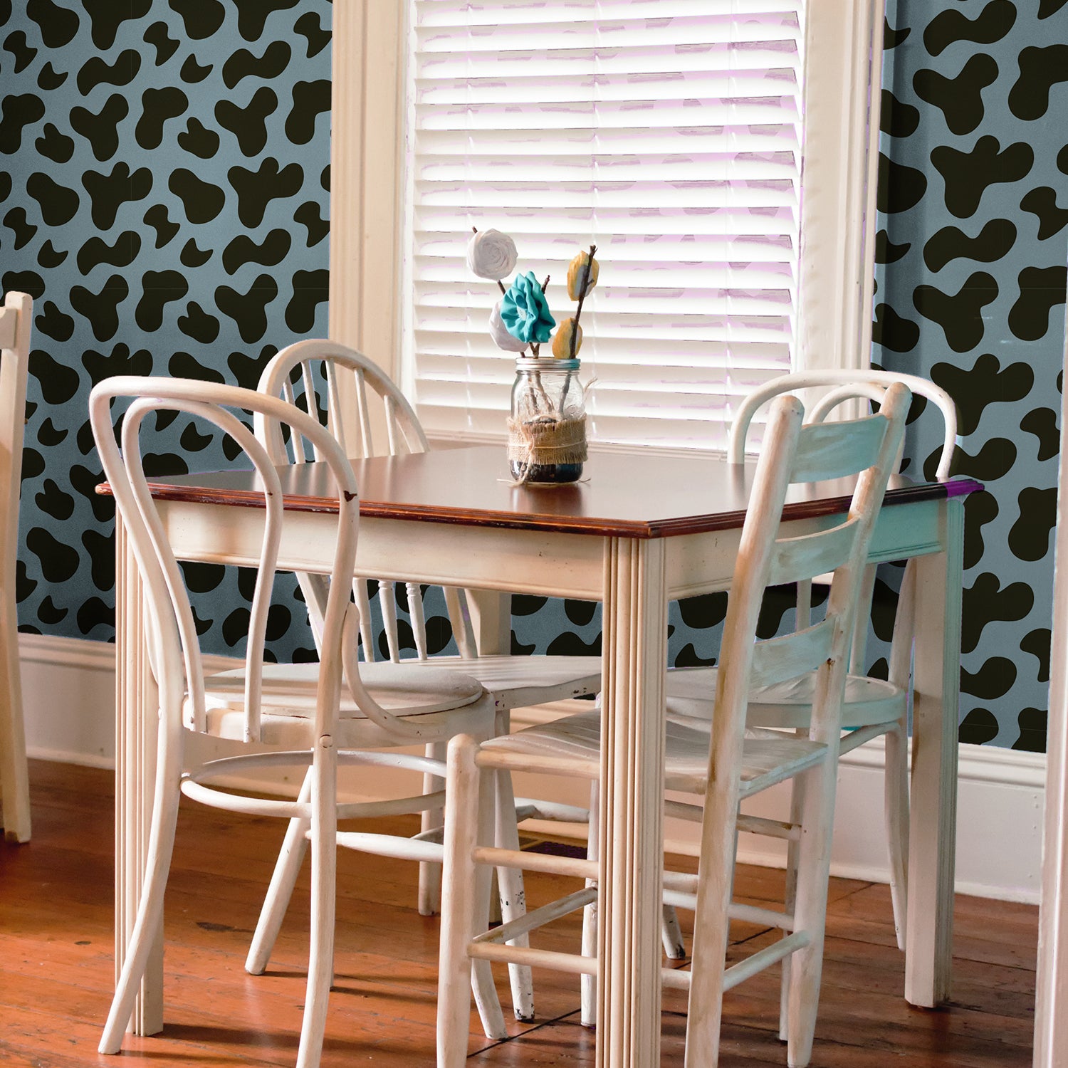 Seamless Cow Print Pattern Stencil
