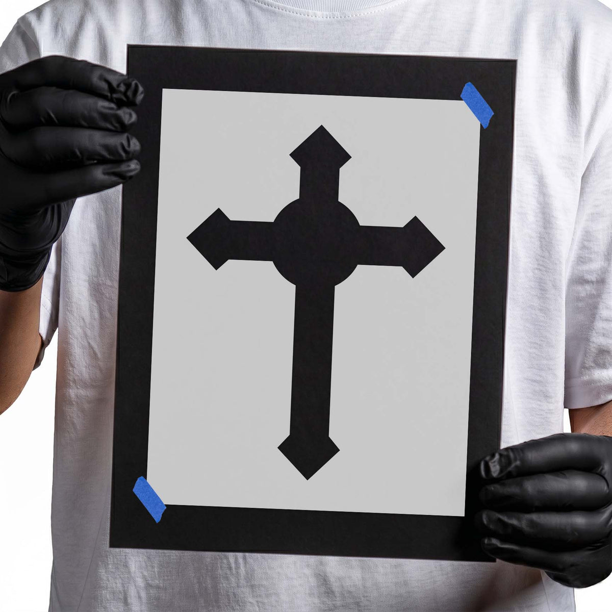 Barby cross stencil with rounded center and diamond-shaped tips