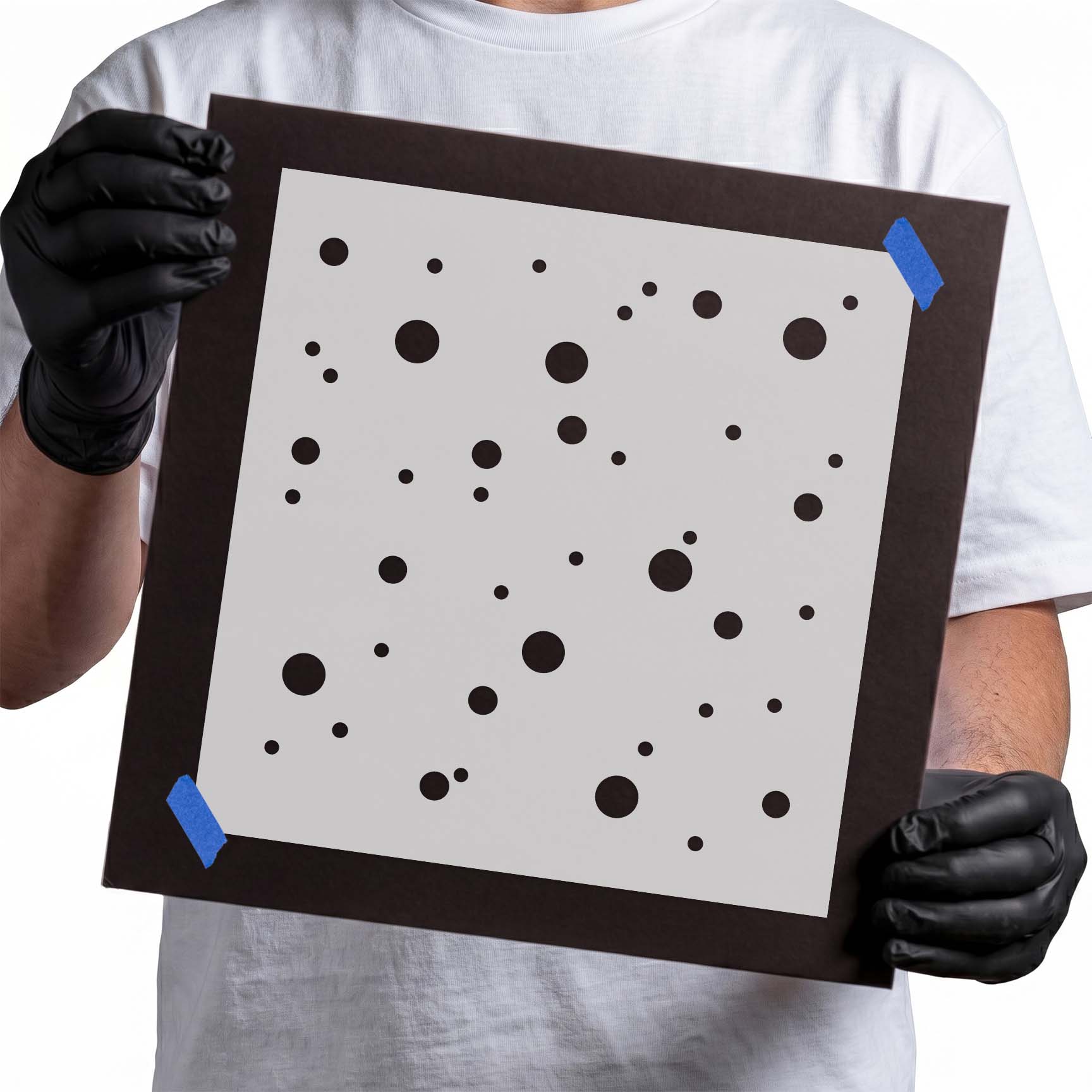 Irregular dot stencil with scattered circles in assorted sizes