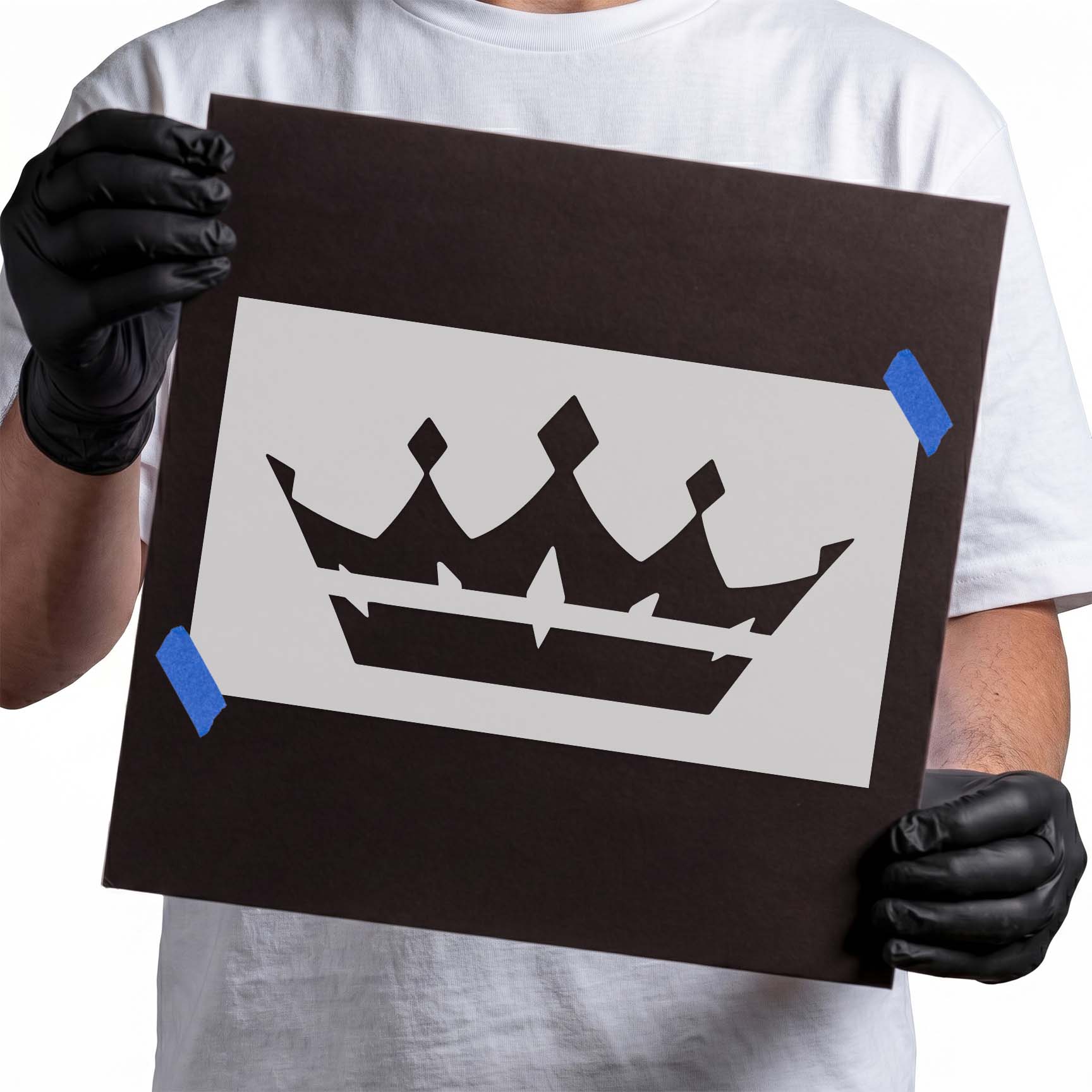 Simple king's crown silhouette stencil design