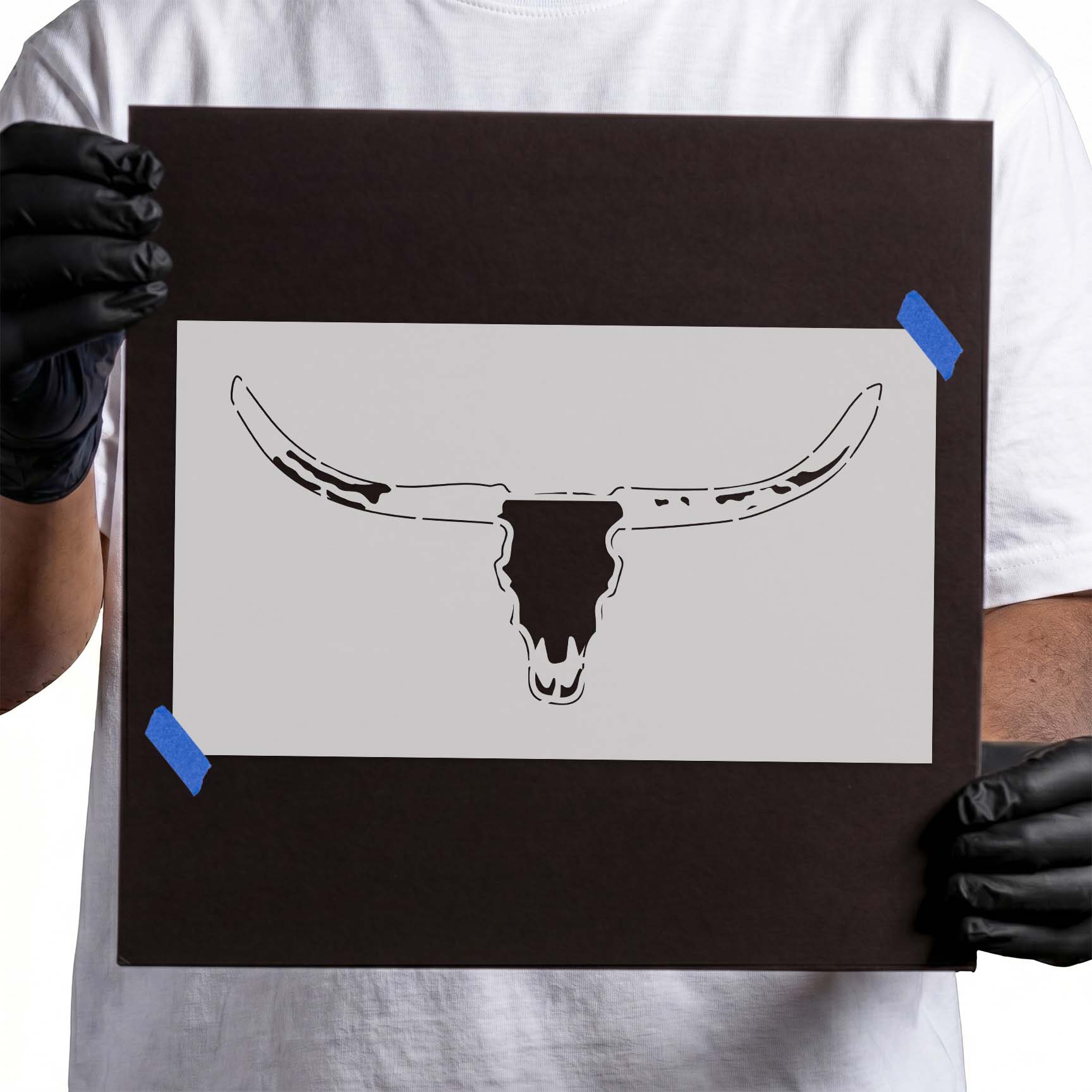 Longhorn stencil with cattle skull and wide sweeping curved horns