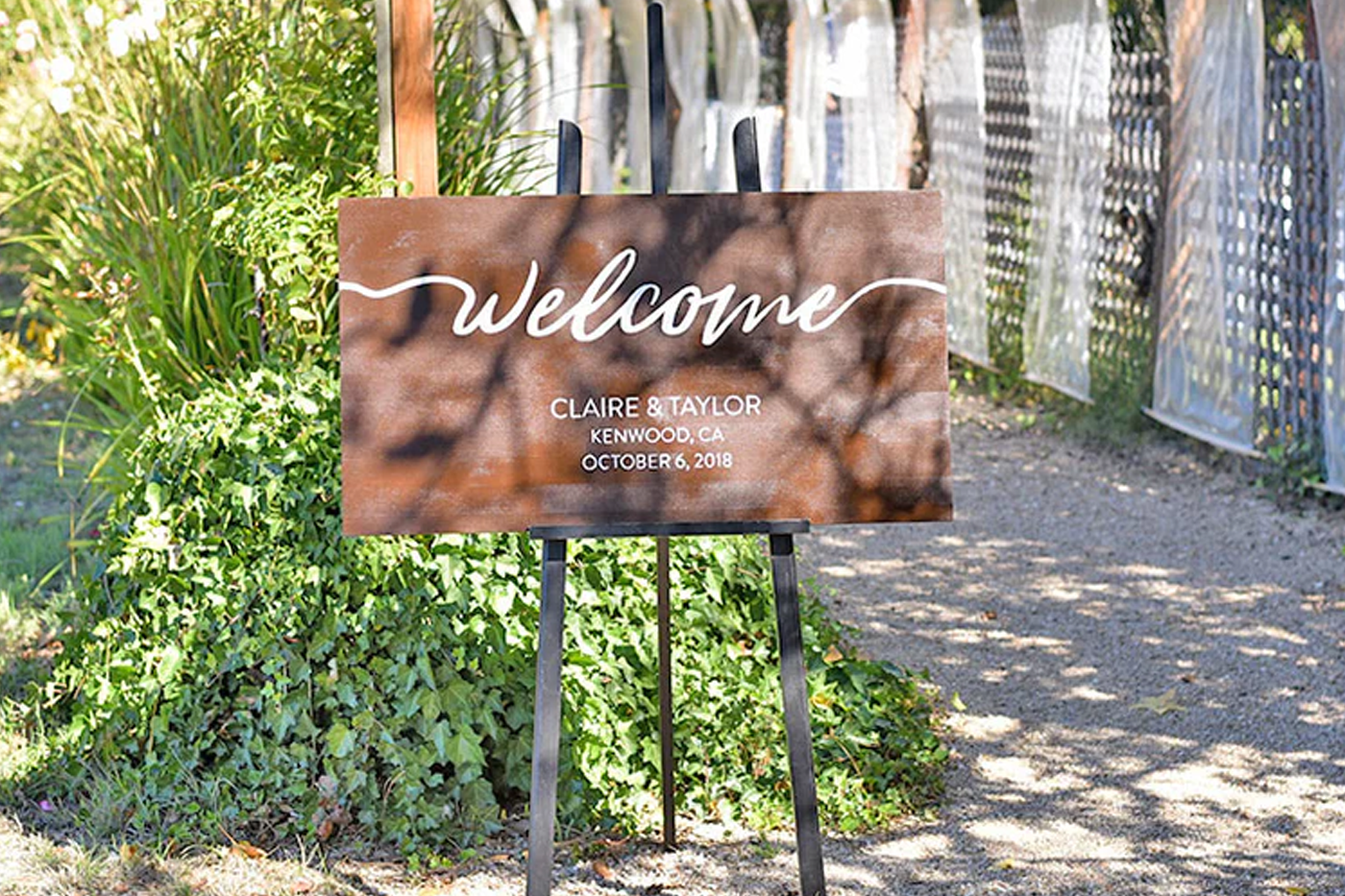 How to Make a DIY Wedding Welcome Sign
