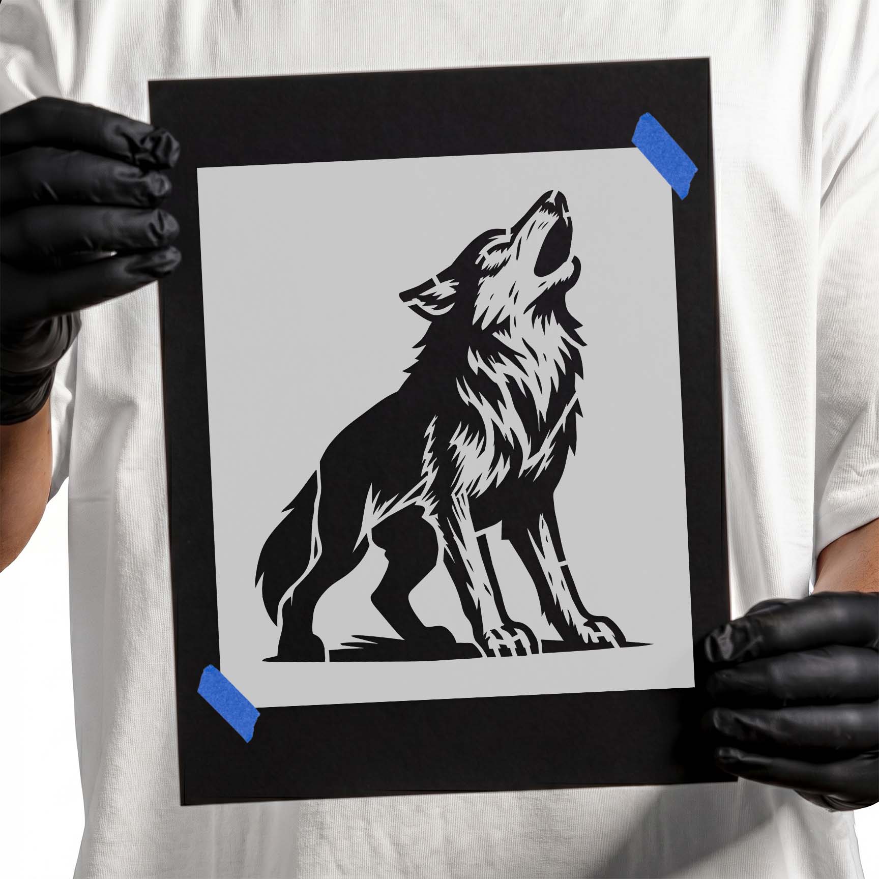 Detailed howling wolf standing wildlife stencil