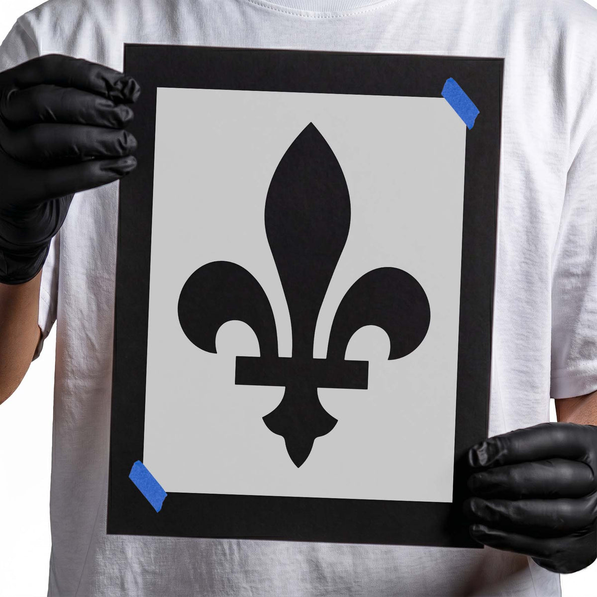 Quebec flag stencil featuring a bold symmetrical fleur-de-lis with curved petals