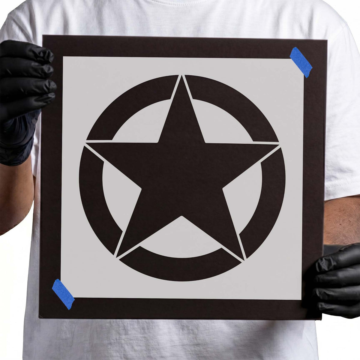 Five-point star stencil centered within a thick circular ring with geometric cutouts