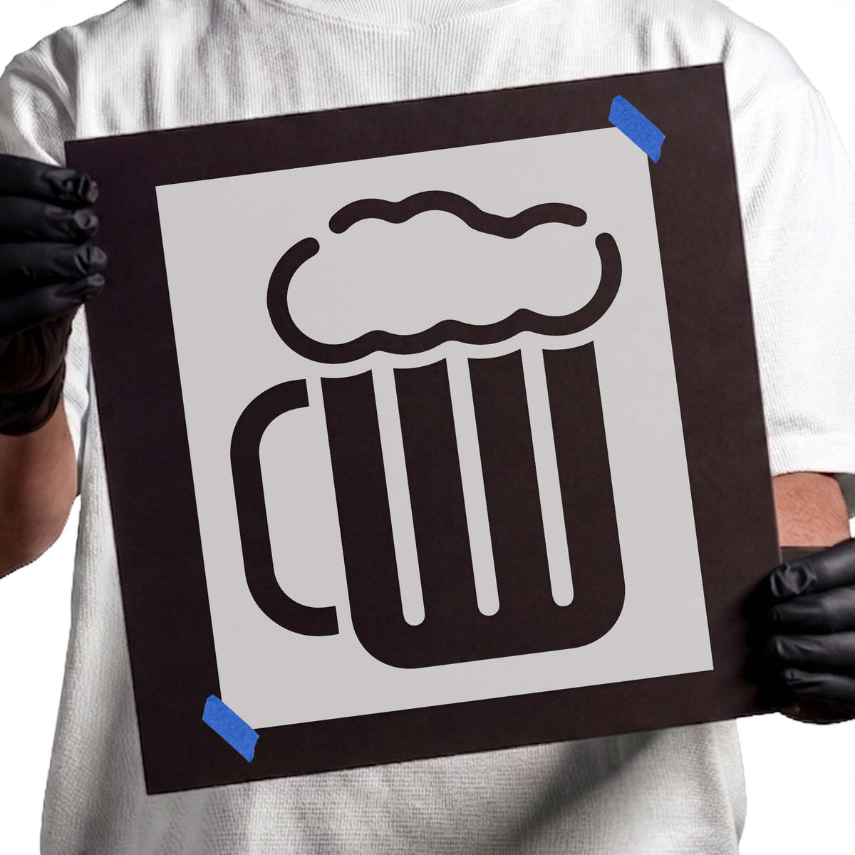 Beer mug stencil with handle, vertical lines, and foamy top
