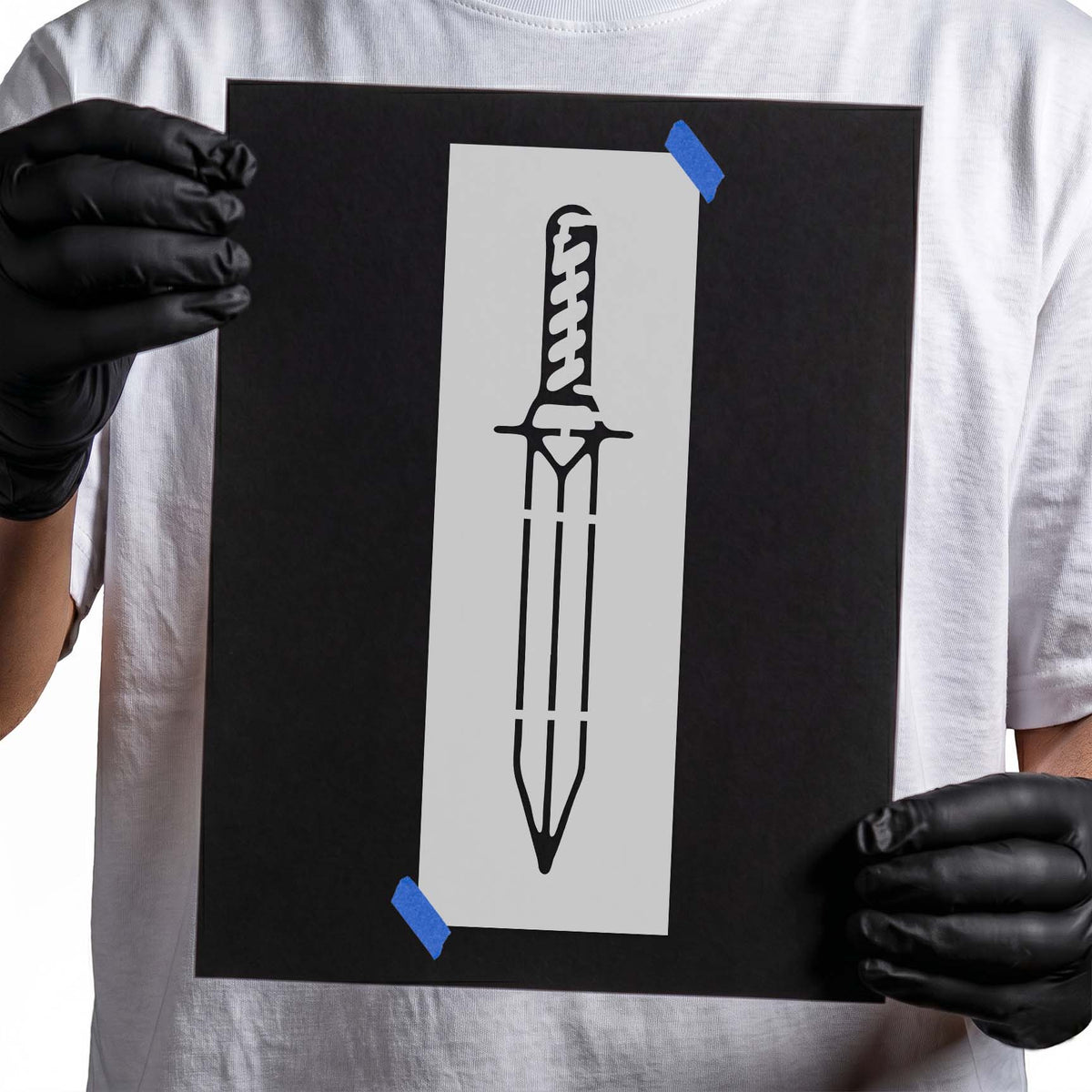 Pointed dagger stencil with guard and wrapped handle details
